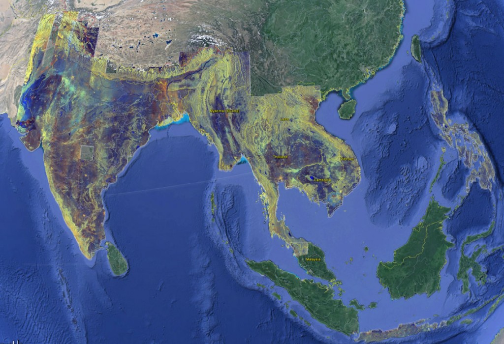 The Sentinel-1A mosaic stretches from Pakistan to the Philippines. (SAR imagery from ESA: Sentinel-1A © Copernicus data (2015). Background from Google Earth © Google Inc. Sentinel 1A mosaic created by sarmap and IRRI using Mapscape-RICE).