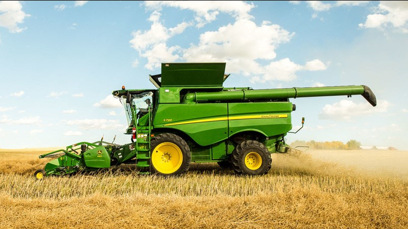 Rice combine harvester (Photo: John Deere)