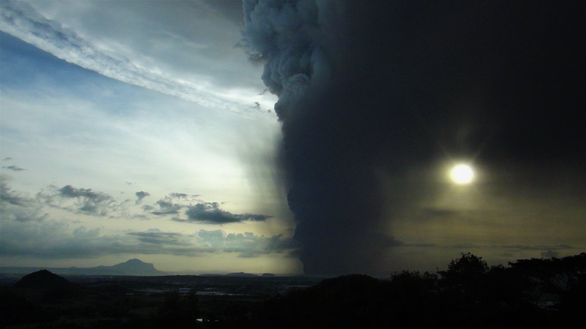 Taal Volcano erupted on 12 January 2020 sending plumes of smoke and ash up to 14 kilometers into the atmosphere. The ash cloud covered Central and Northern Luzon, according to the Japanese Meteorological Agency. (Photo by Gene Hettel)