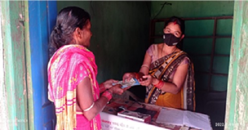 The Women Entrepreneurship Program taught Mamta about about leadership, business, accounting, market, and the importance of determination.. (Photo: IRRI)